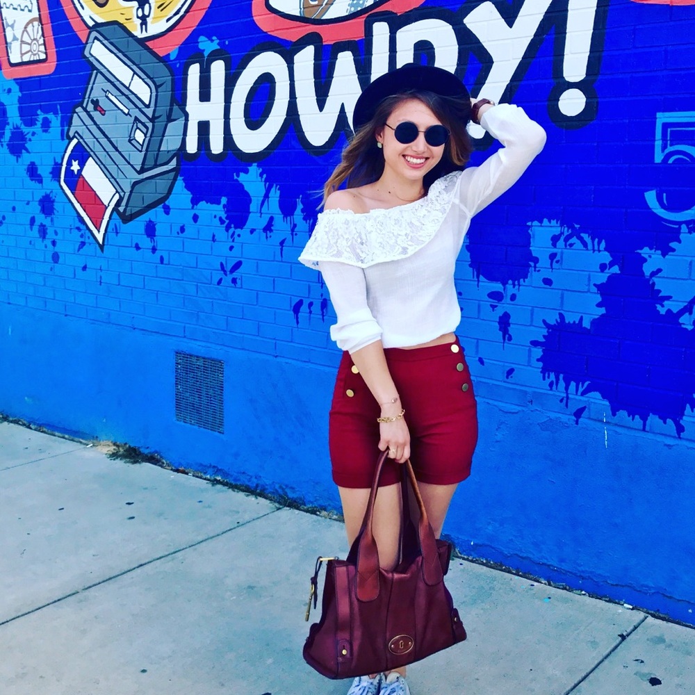 Meet your Posher, Natasha